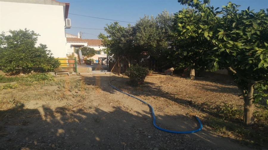 Moradia T3 para Venda em São João dos Caldeireiros Foto 3