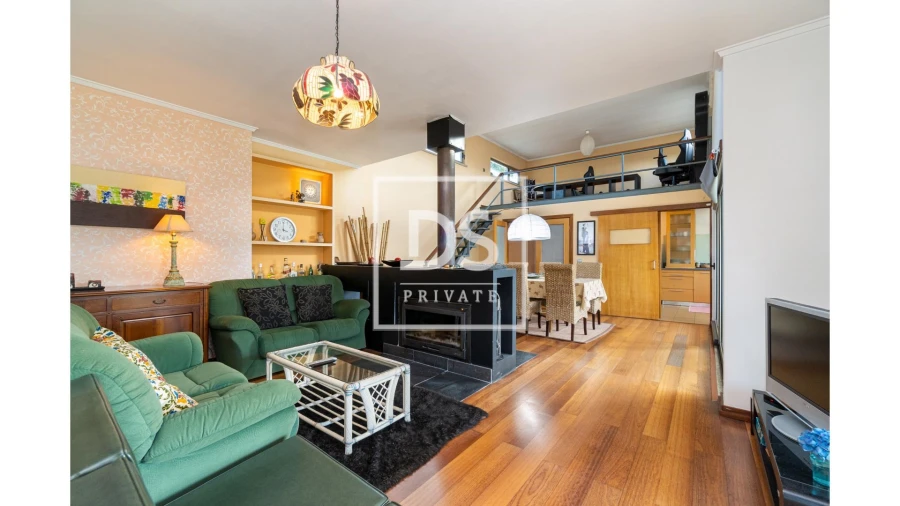 Moradia T3 para Venda em Vilar de Ferreiros Foto 11