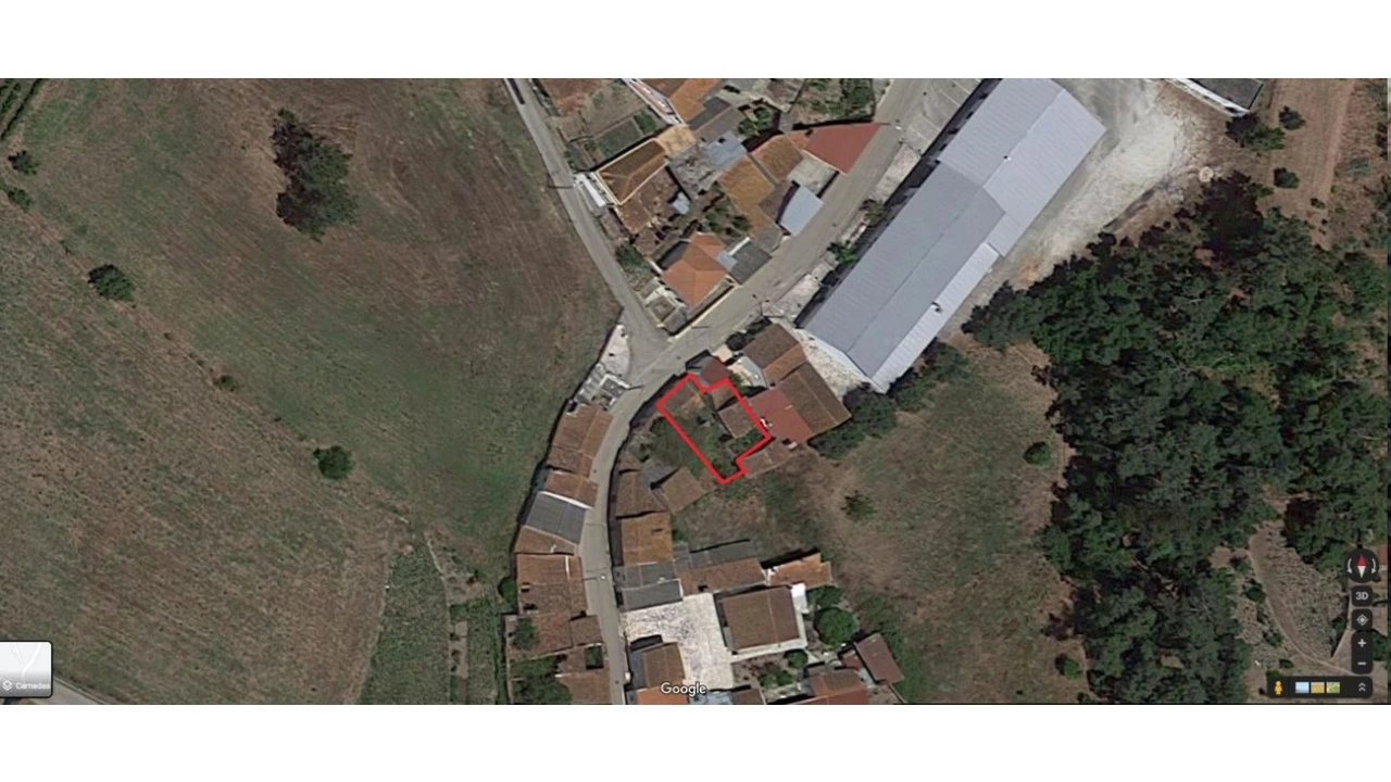 Moradia T1 para Venda em Gesteira e Brunhós Foto 9