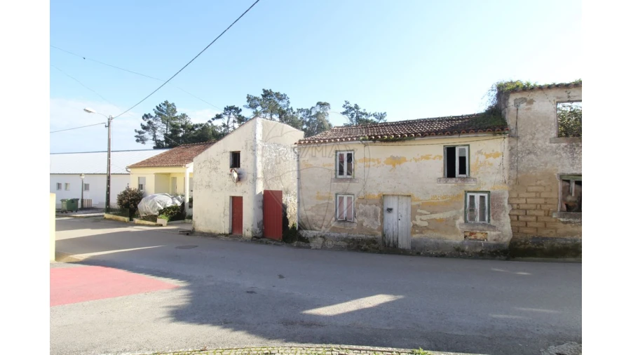 Moradia T1 para Venda em Gesteira e Brunhós Foto 6