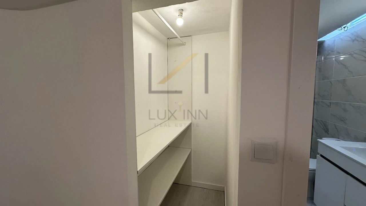 Loja para Arrendamento em Laranjeiro e Feijó Foto 14