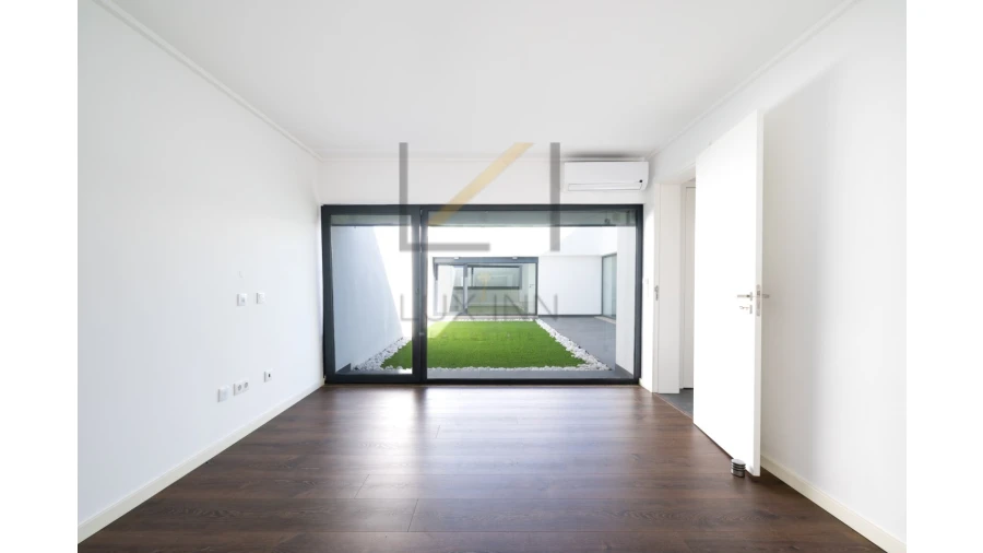 Moradia T4 para Venda em Poceirão e Marateca Foto 27