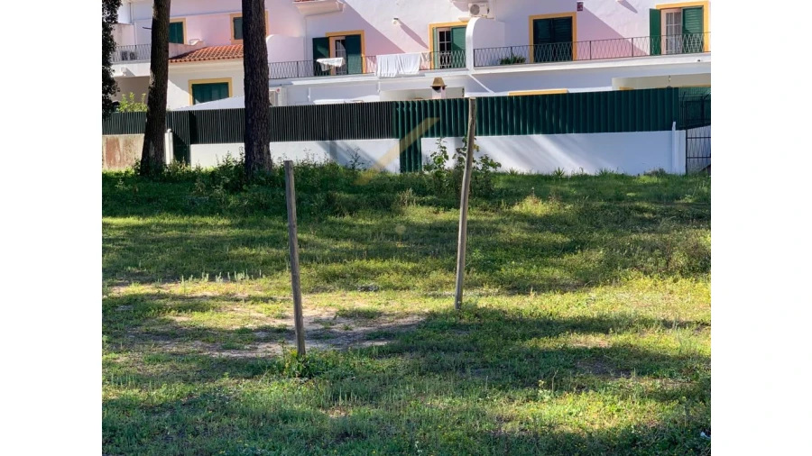 Terreno para Venda em Palmela Foto 2