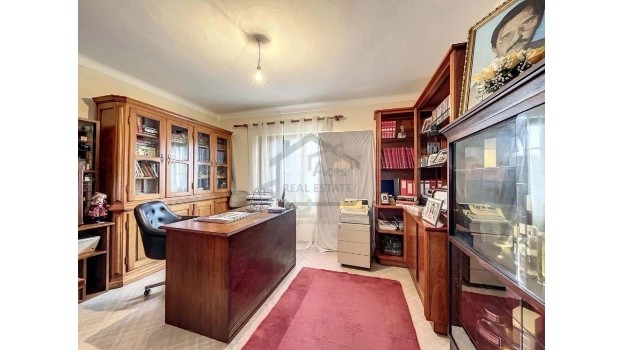 Moradia T6 para Venda em A dos Negros Foto 3