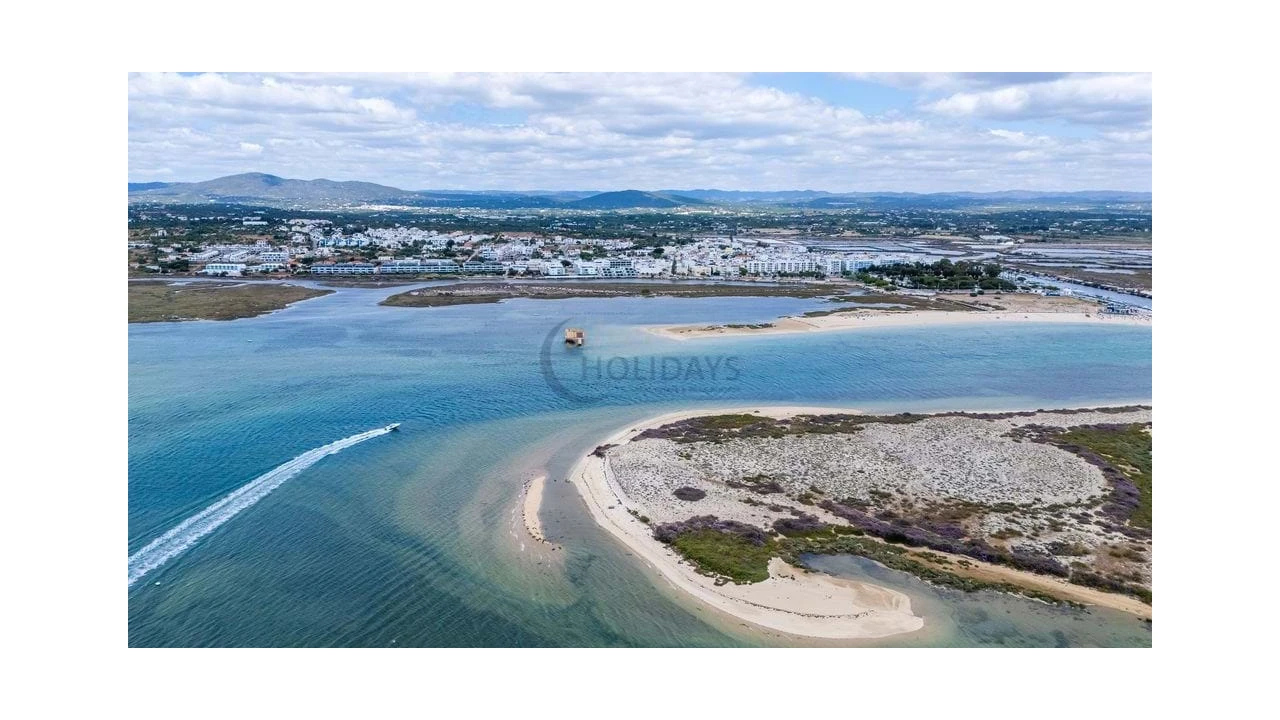 Apartamento T2 para Venda em Olhão Foto 9