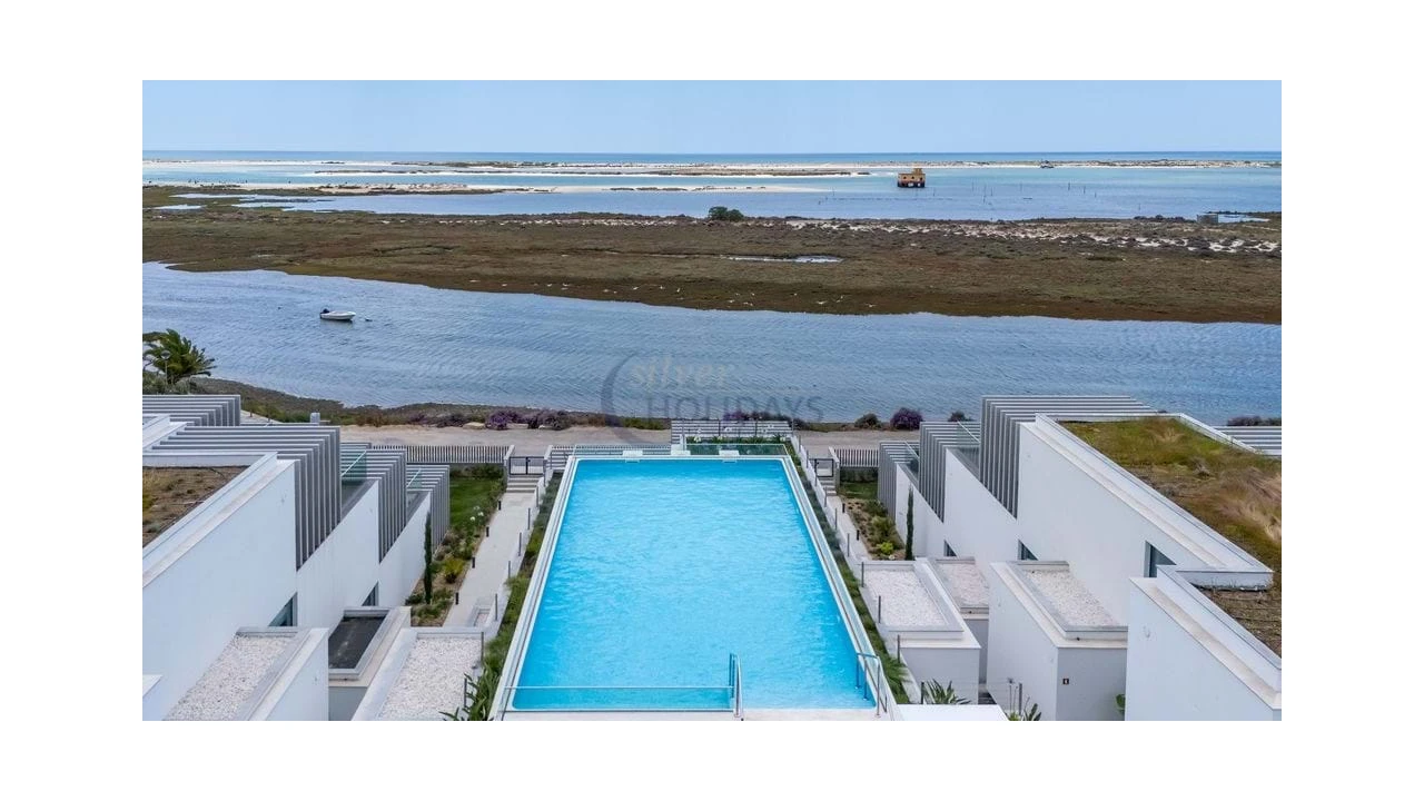 Apartamento T2 para Venda em Olhão Foto 6