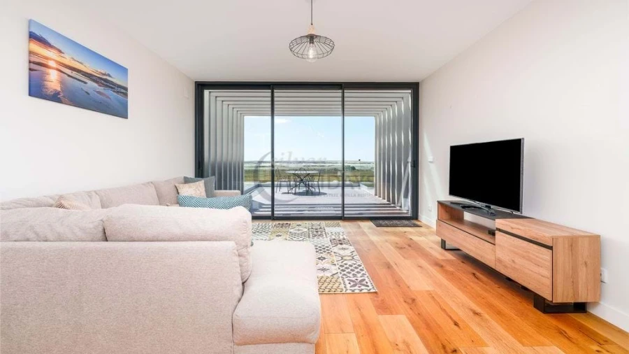 Apartamento T2 para Venda em Olhão Foto 14