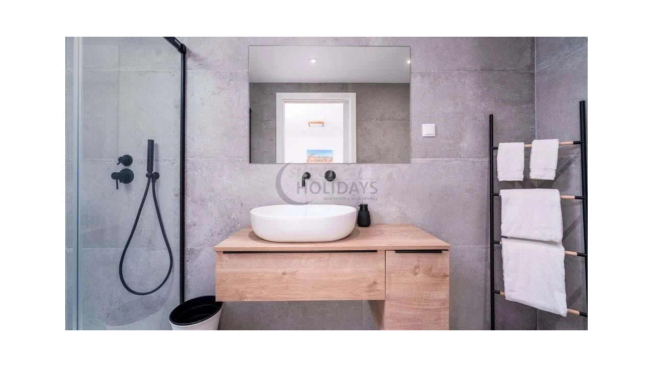 Apartamento T2 para Venda em Olhão Foto 19