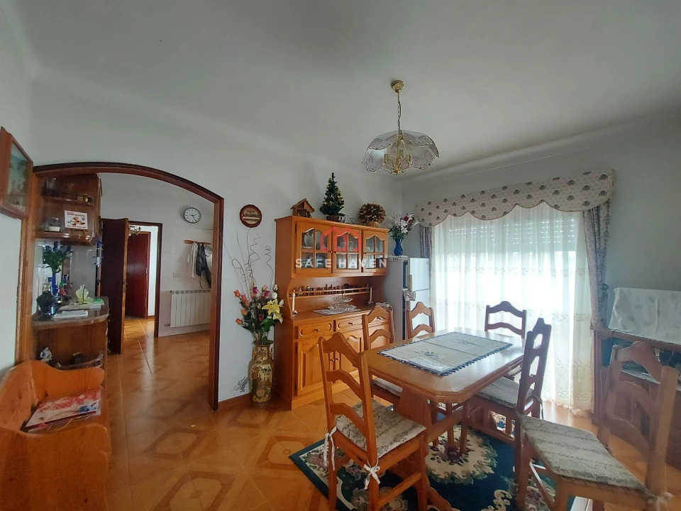 Moradia T4 para Venda em Vila Nova de Tazem Foto 6