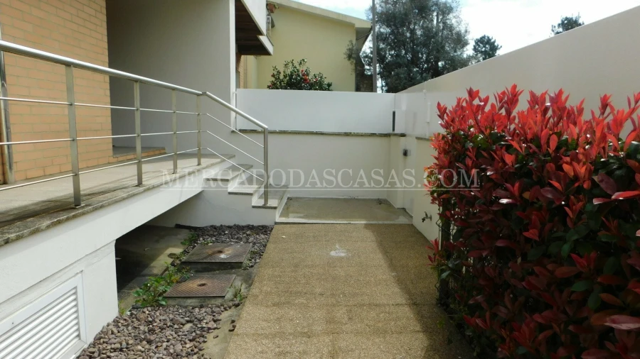 Moradia T3 para Venda em Fornos Foto 1