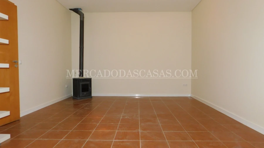 Moradia T3 para Venda em Fornos Foto 20