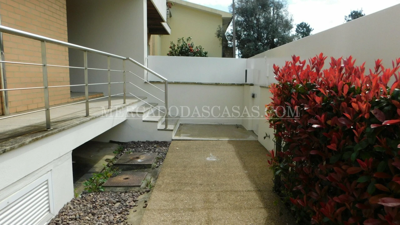 Moradia T3 para Venda em Fornos Foto 1