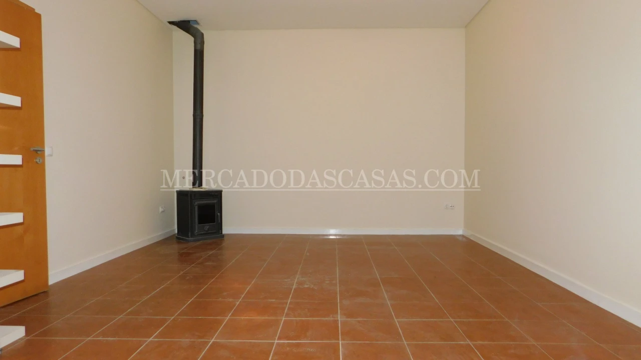 Moradia T3 para Venda em Fornos Foto 20