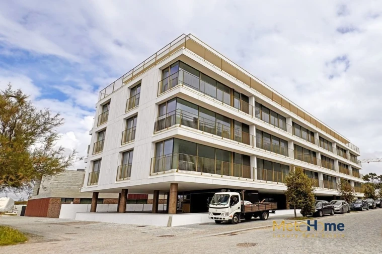 Apartamento T2 para Venda em Canidelo Foto 29