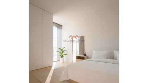 Apartamento T3 para Venda em Glória e Vera Cruz