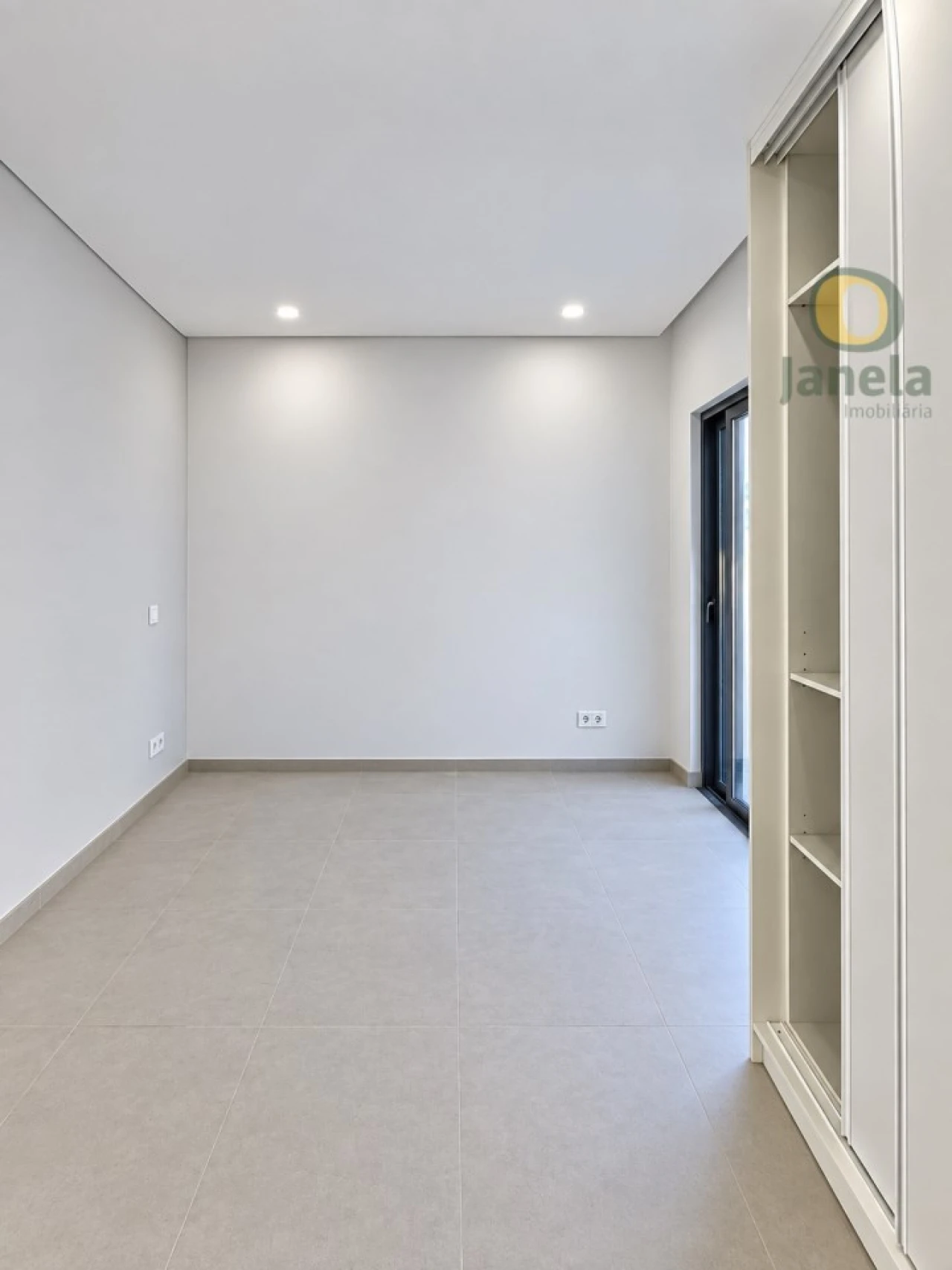 Moradia T3 para Venda em Faro (Sé e São Pedro) Foto 25