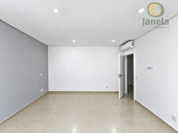Moradia T3 para Venda em Faro (Sé e São Pedro)