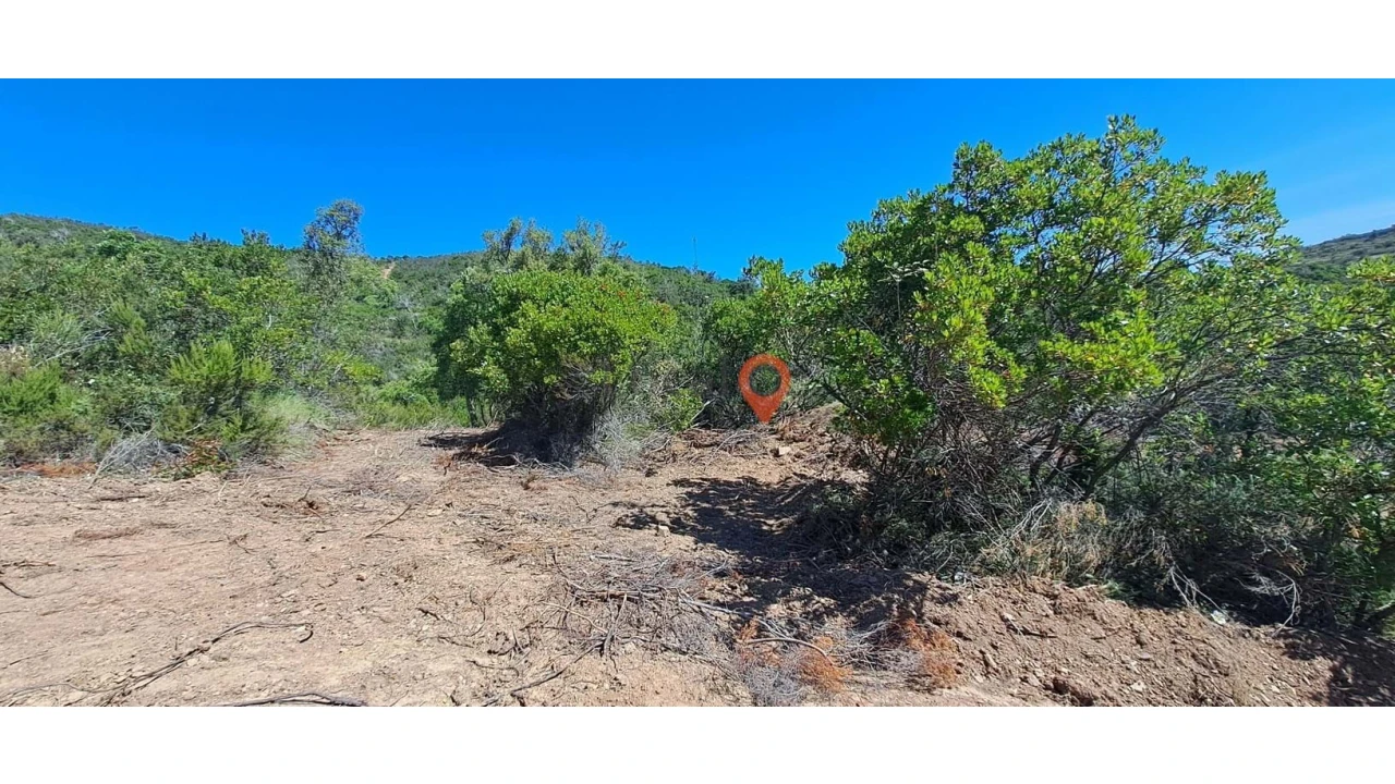 Terreno para Venda em Marmelete Foto 9