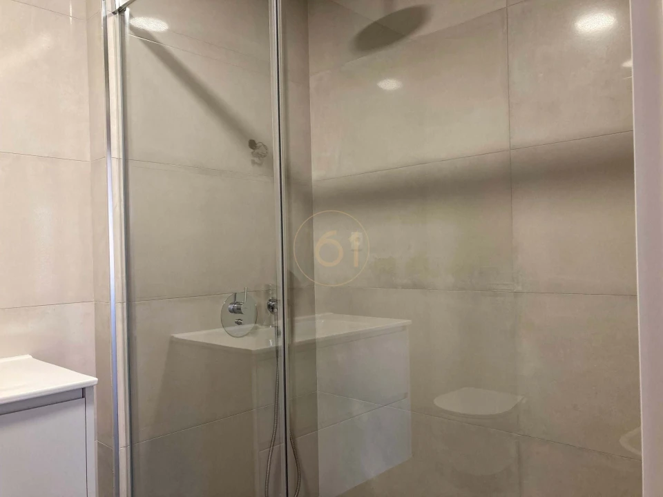Apartamento T3 para Venda em Cedofeita, Santo Ildefonso, Sé, Miragaia, São Nicolau e Vitória Foto 17