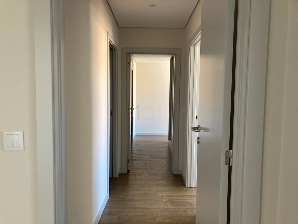 Apartamento T3 para Venda em Cedofeita, Santo Ildefonso, Sé, Miragaia, São Nicolau e Vitória Foto 8