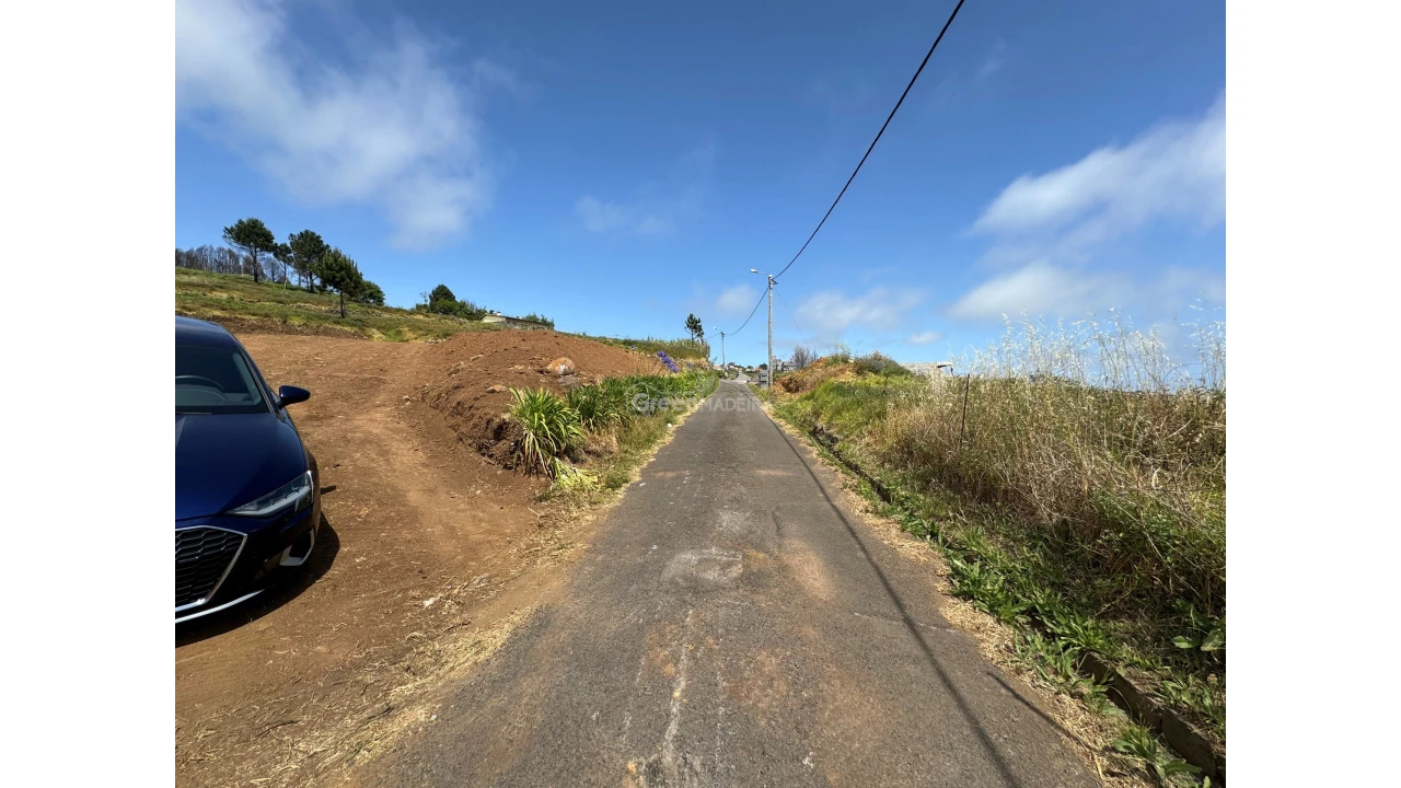 Terreno para Venda em Fajã da Ovelha Foto 11