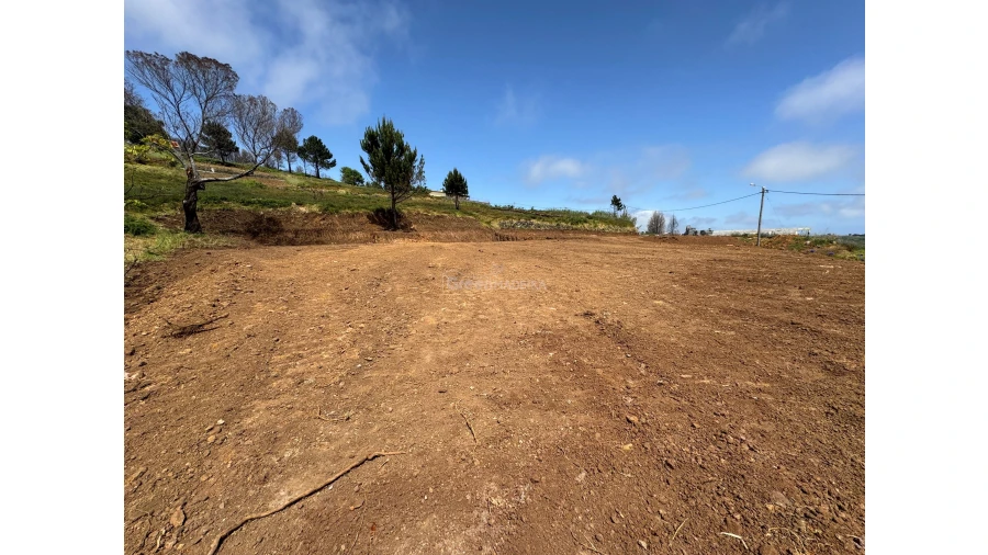 Terreno para Venda em Fajã da Ovelha Foto 6