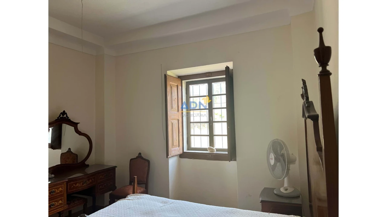 Moradia T7 para Venda em Fratel Foto 12