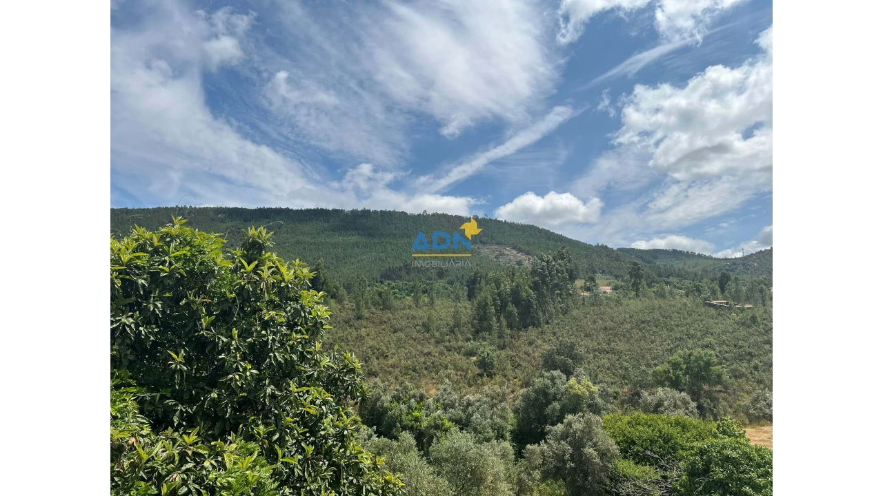 Moradia T7 para Venda em Fratel Foto 17