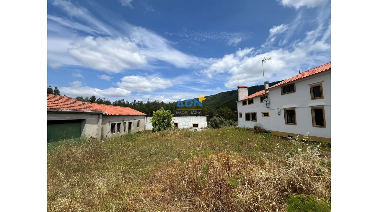 Moradia T7 para Venda em Fratel Foto 2