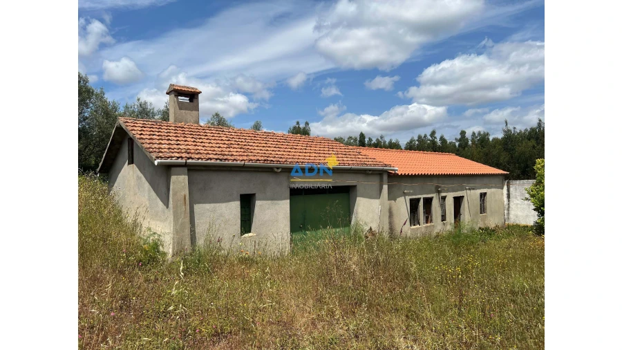 Moradia T7 para Venda em Fratel Foto 4