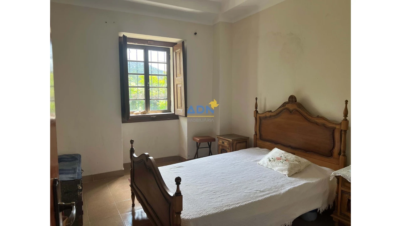 Moradia T7 para Venda em Fratel Foto 11