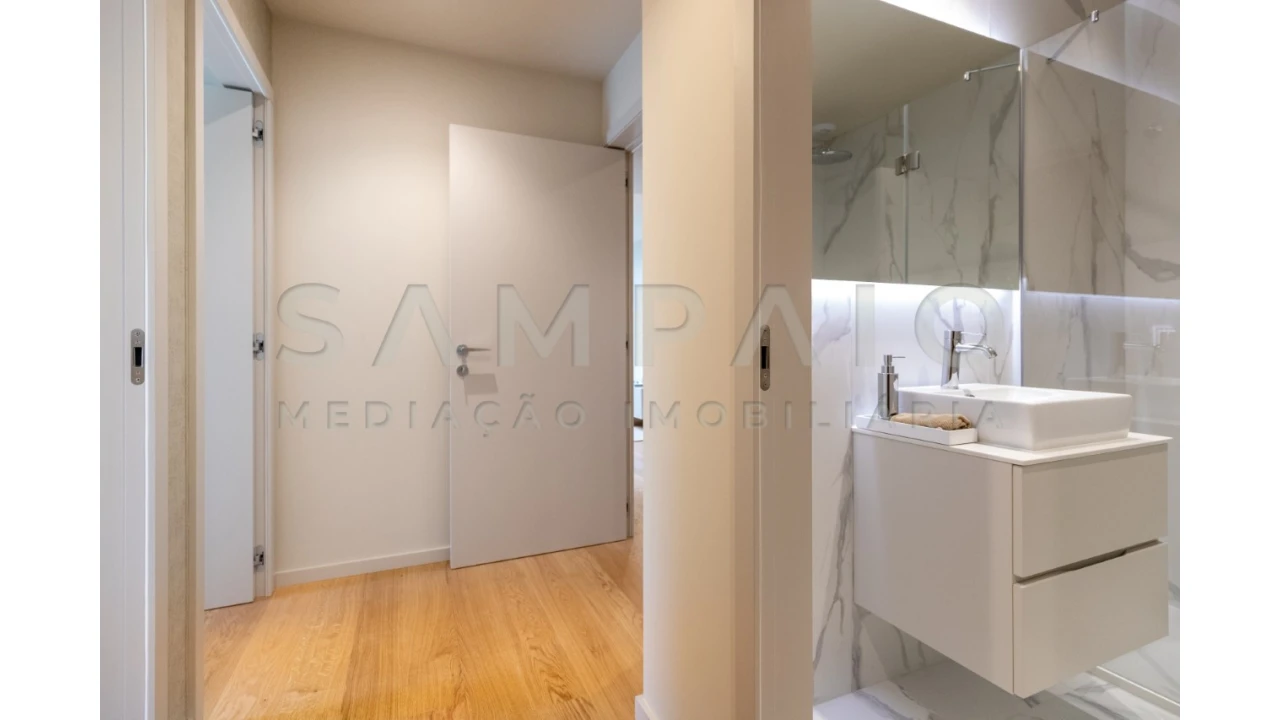 Apartamento T3 para Venda em Santa Marinha e São Pedro da Afurada Foto 28