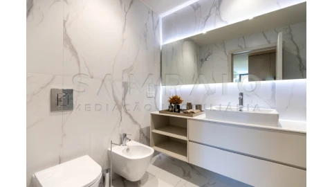 Apartamento T3 para Venda em Santa Marinha e São Pedro da Afurada