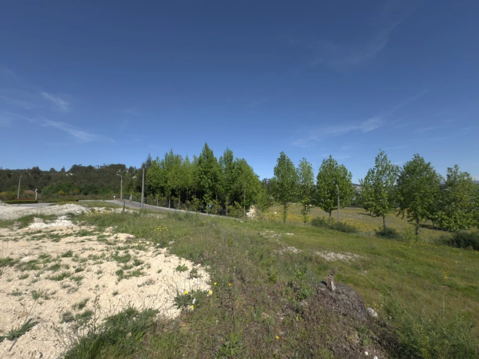 Terreno para Venda em Cernadelo e Lousada (São Miguel e Santa Margarida) Foto 9
