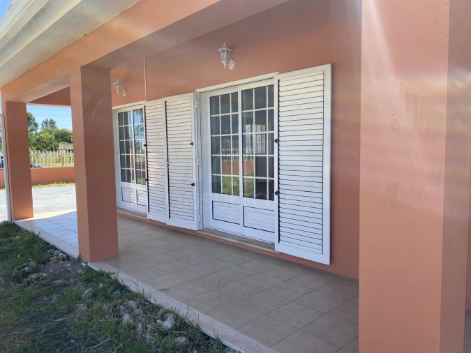 Moradia T4 para Venda em São Lourenço do Bairro Foto 7