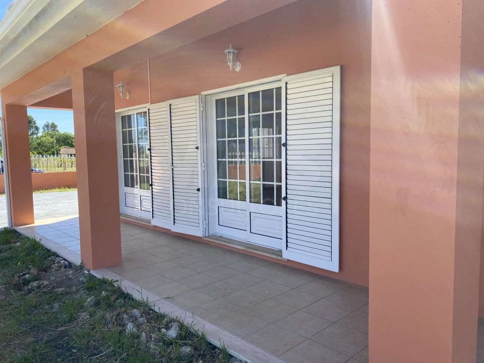 Moradia T4 para Venda em São Lourenço do Bairro Foto 7