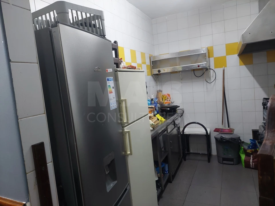 Loja para Venda em Póvoa de Santo Adrião e Olival Basto Foto 10