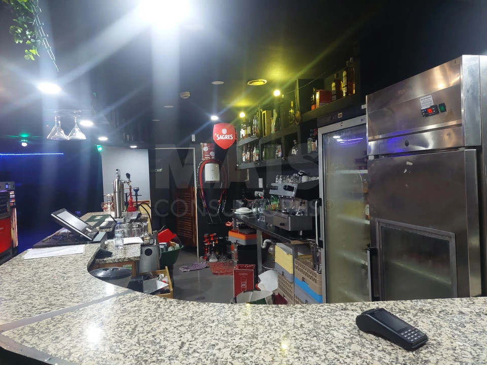 Loja para Venda em Póvoa de Santo Adrião e Olival Basto Foto 6