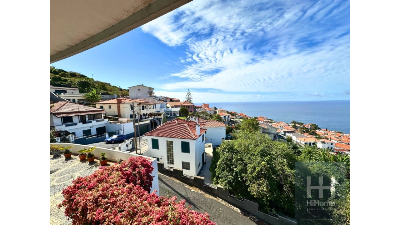 Moradia T4 para Venda em Funchal (Santa Maria Maior) Foto 39