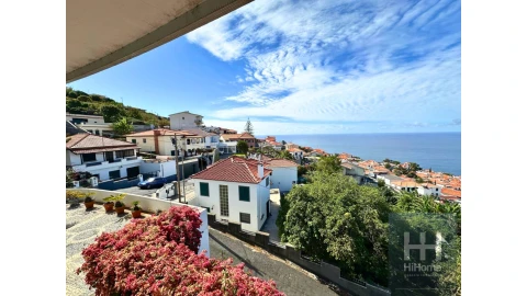Moradia T4 para Venda em Funchal (Santa Maria Maior)
