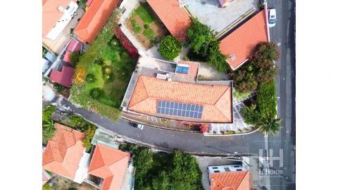 Moradia T4 para Venda em Funchal (Santa Maria Maior)