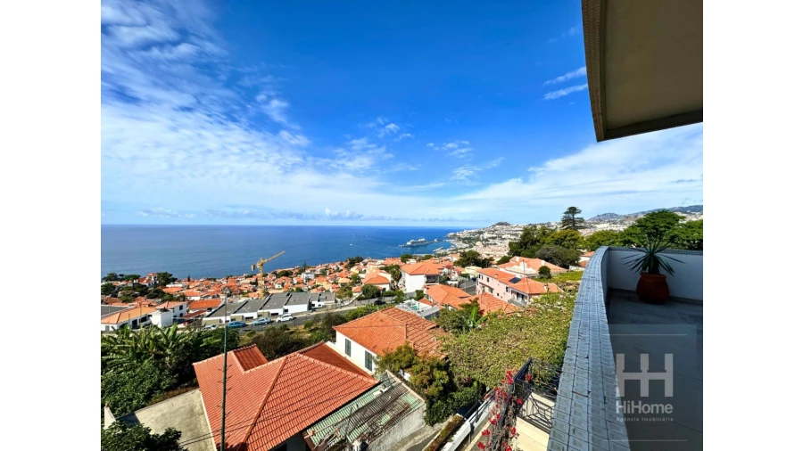 Moradia T4 para Venda em Funchal (Santa Maria Maior) Foto 37