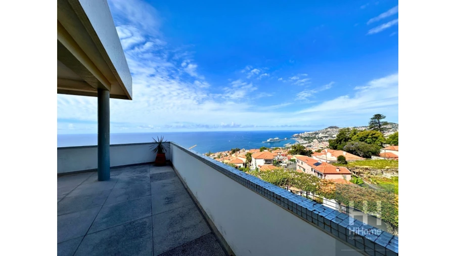 Moradia T4 para Venda em Funchal (Santa Maria Maior) Foto 40