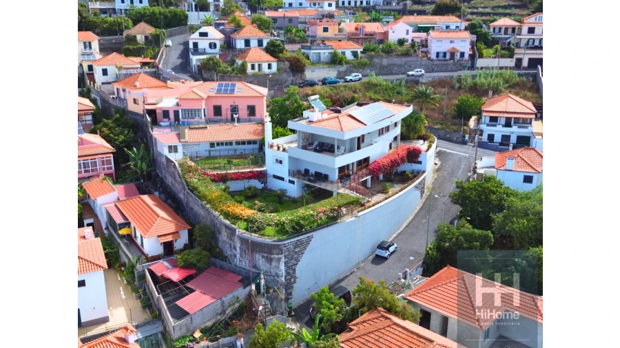 Moradia T4 para Venda em Funchal (Santa Maria Maior) Foto 45