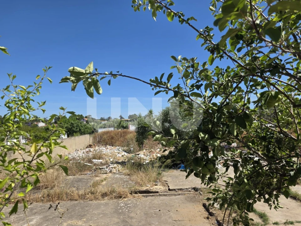 Terreno para Venda em Seixal, Arrentela e Aldeia de Paio Pires Foto 4