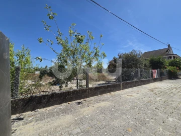Terreno para Venda em Seixal, Arrentela e Aldeia de Paio Pires