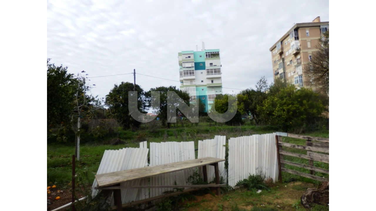 Terreno para Venda em Seixal, Arrentela e Aldeia de Paio Pires Foto 5