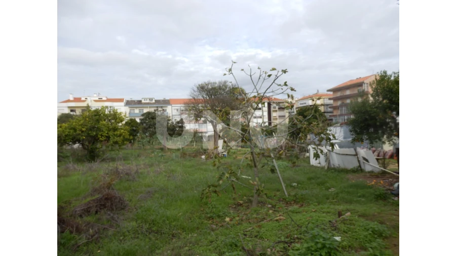 Terreno para Venda em Seixal, Arrentela e Aldeia de Paio Pires Foto 1