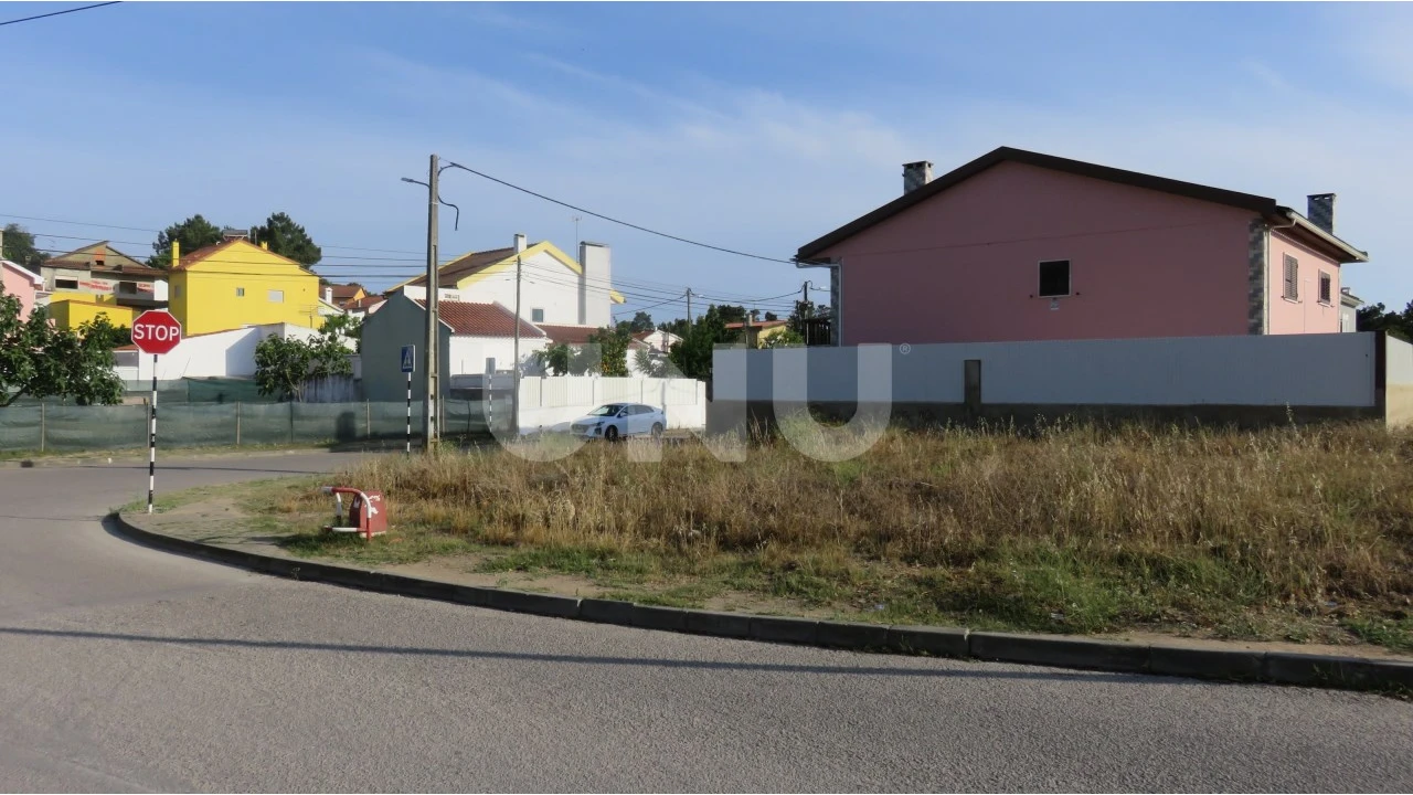 Terreno para Venda em Amora Foto 9