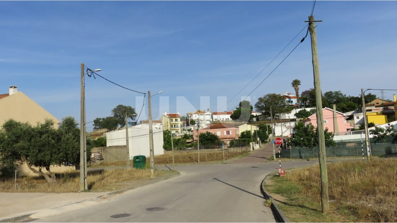 Terreno para Venda em Amora Foto 11